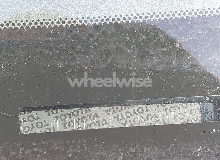 Photo 9 of 2004 Toyota Prius (VIN JTDKB20U140052437)