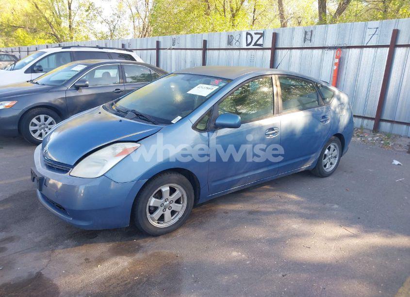 Photo 2 of 2005 Toyota Prius (VIN JTDKB20U153022161)
