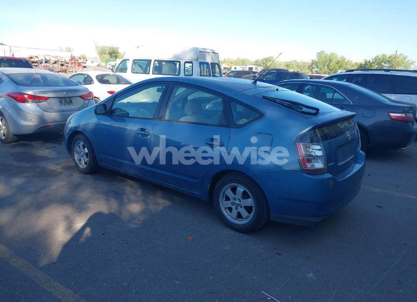 Photo 3 of 2005 Toyota Prius (VIN JTDKB20U153022161)