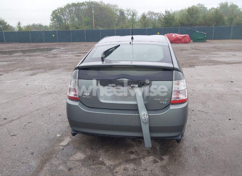Photo 16 of 2005 Toyota Prius (VIN JTDKB20U153035380)
