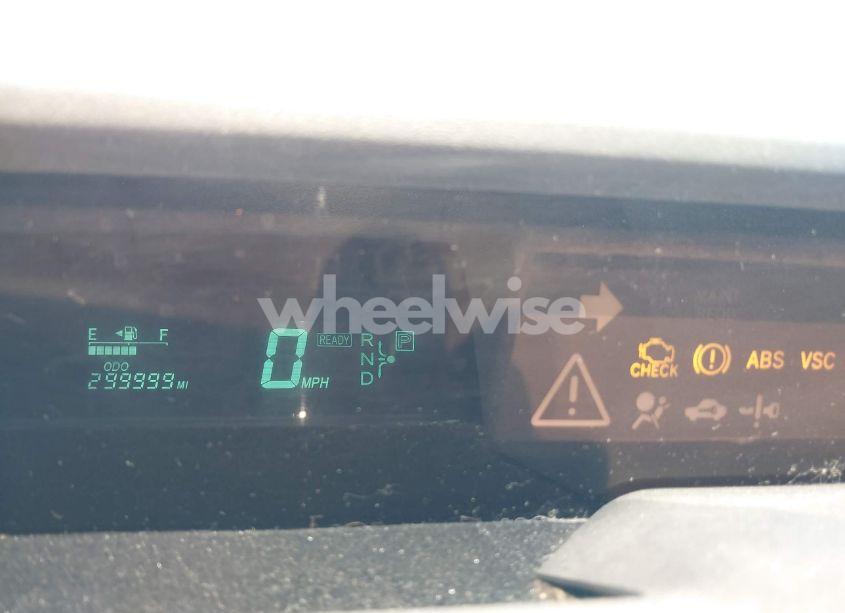 Photo 7 of 2005 Toyota Prius (VIN JTDKB20U153077161)