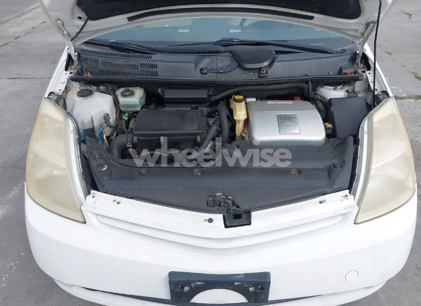 Photo 10 of 2005 Toyota Prius (VIN JTDKB20U153087012)