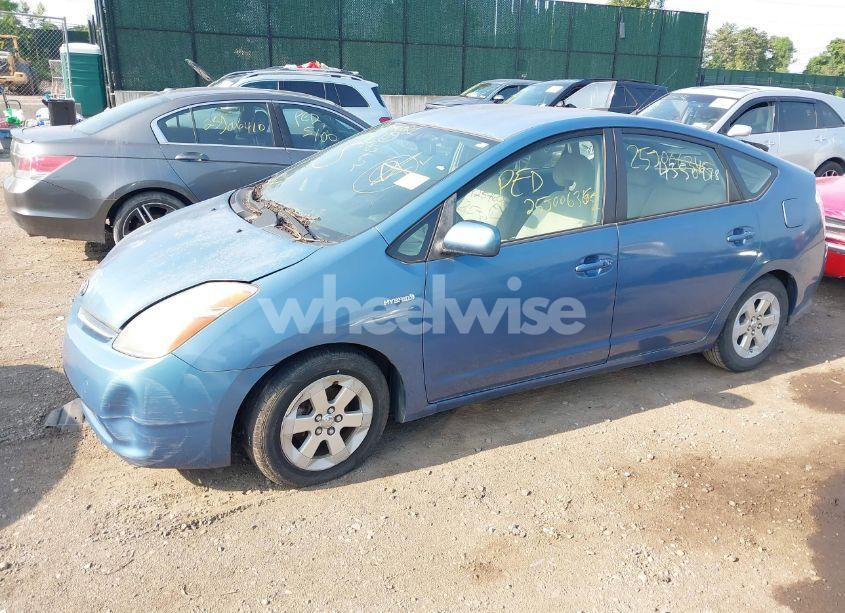 Photo 2 of 2007 Toyota Prius (VIN JTDKB20U177584105)