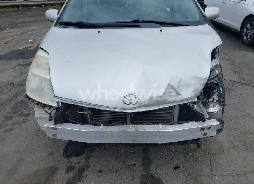 Photo 6 of 2004 Toyota Prius (VIN JTDKB20U240066279)