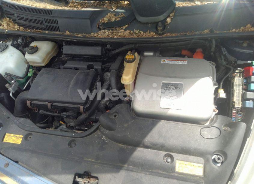 Photo 10 of 2005 Toyota Prius (VIN JTDKB20U253046808)