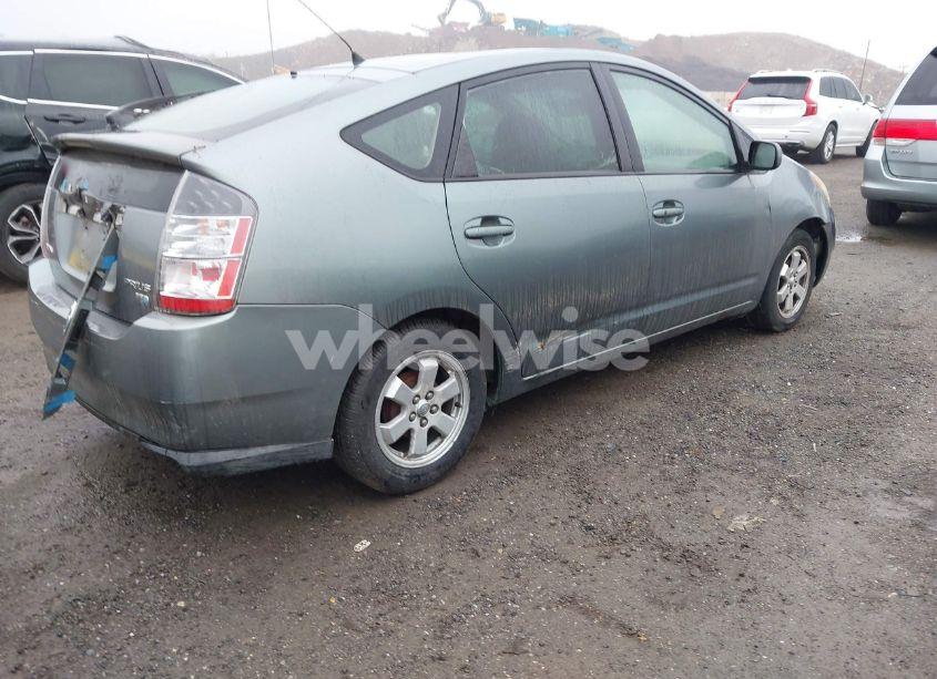 Photo 4 of 2005 Toyota Prius (VIN JTDKB20U253090257)