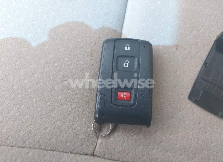 Photo 11 of 2005 Toyota Prius (VIN JTDKB20U257023375)