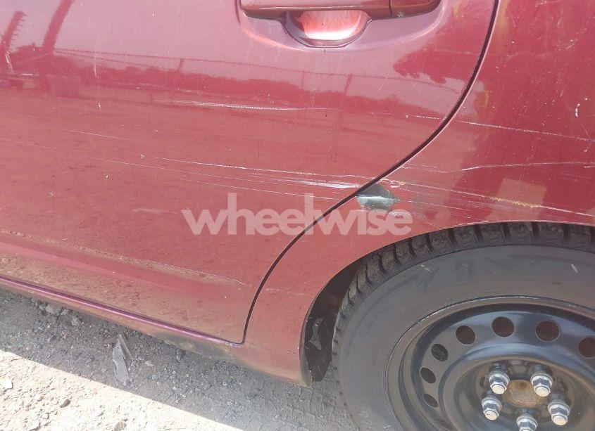 Photo 6 of 2005 Toyota Prius (VIN JTDKB20U257023375)