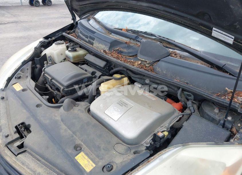 Photo 10 of 2004 Toyota Prius (VIN JTDKB20U340020721)