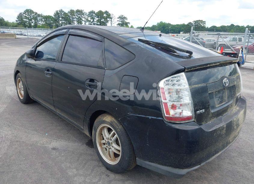 Photo 3 of 2004 Toyota Prius (VIN JTDKB20U340020721)