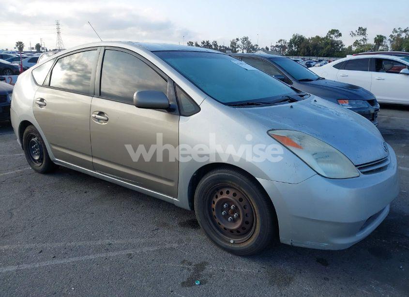 2005 Toyota Prius (VIN JTDKB20U353071619) main photo