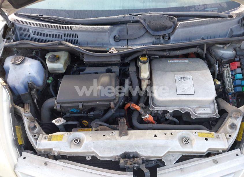 Photo 10 of 2005 Toyota Prius (VIN JTDKB20U353071619)