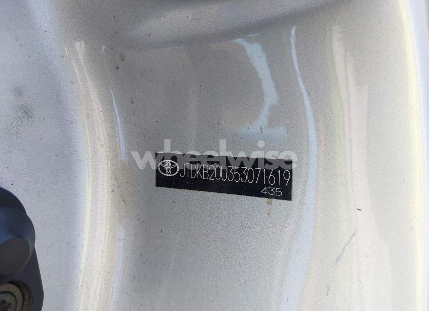 Photo 9 of 2005 Toyota Prius (VIN JTDKB20U353071619)