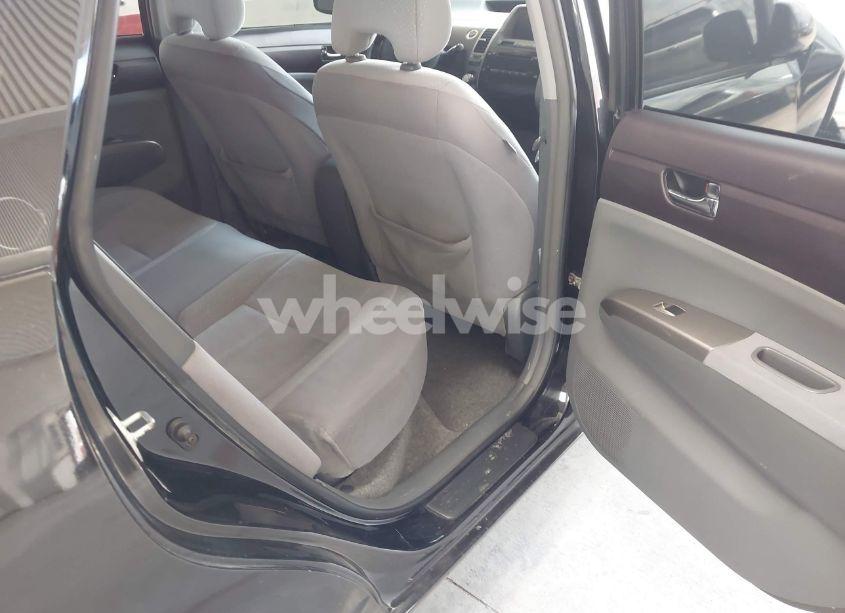 Photo 8 of 2005 Toyota Prius (VIN JTDKB20U353092986)