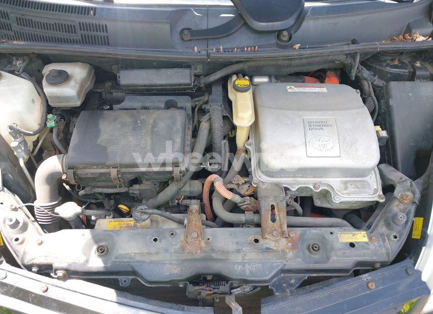 Photo 10 of 2005 Toyota Prius (VIN JTDKB20U353111536)