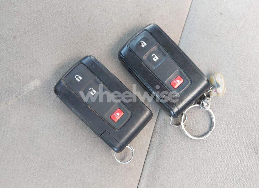 Photo 11 of 2007 Toyota Prius (VIN JTDKB20U373232845)