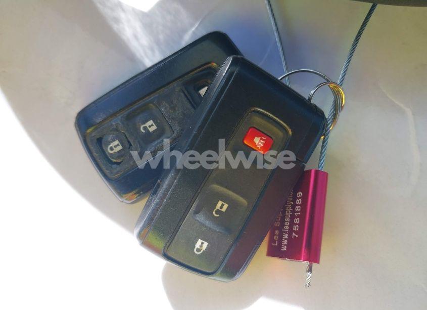 Photo 11 of 2007 Toyota Prius (VIN JTDKB20U377663694)