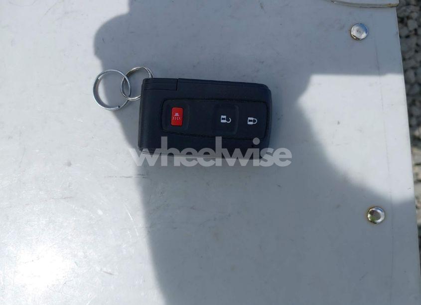 Photo 11 of 2008 Toyota Prius (VIN JTDKB20U383411002)