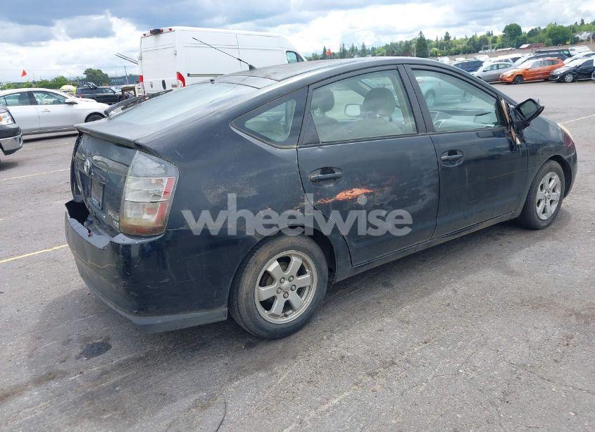 Photo 4 of 2004 Toyota Prius (VIN JTDKB20U440013681)