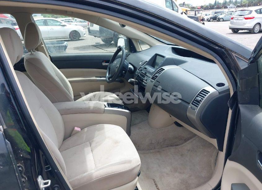 Photo 5 of 2004 Toyota Prius (VIN JTDKB20U440013681)