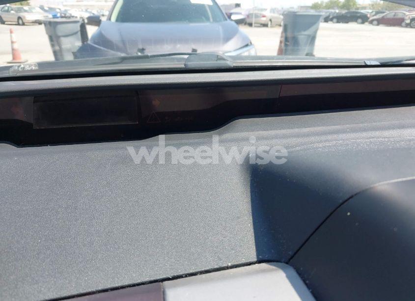 Photo 7 of 2004 Toyota Prius (VIN JTDKB20U440038841)