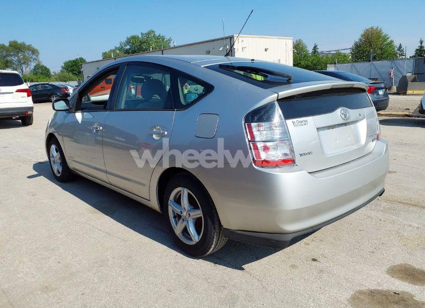 Photo 3 of 2004 Toyota Prius (VIN JTDKB20U440074111)