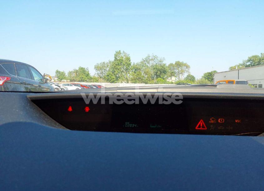 Photo 7 of 2004 Toyota Prius (VIN JTDKB20U440074111)