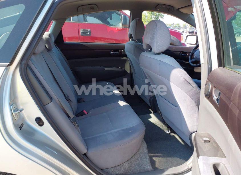 Photo 8 of 2004 Toyota Prius (VIN JTDKB20U440074111)