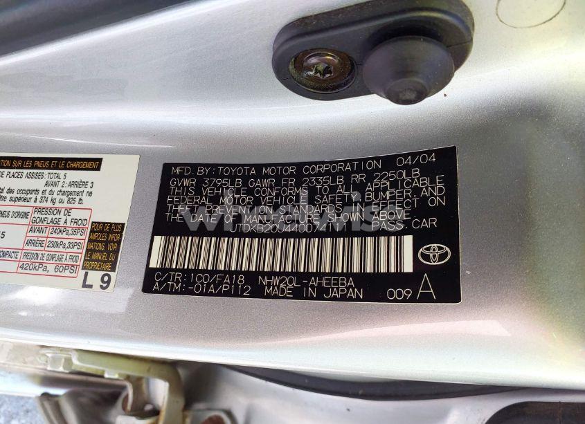 Photo 9 of 2004 Toyota Prius (VIN JTDKB20U440074111)