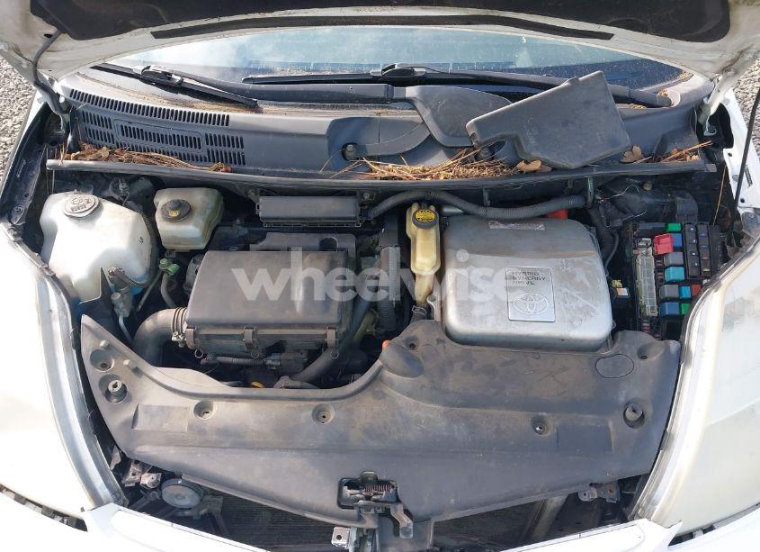 Photo 10 of 2005 Toyota Prius (VIN JTDKB20U450126080)