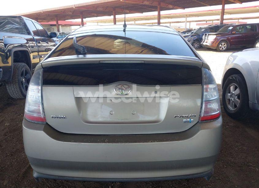 Photo 15 of 2005 Toyota Prius (VIN JTDKB20U453003698)