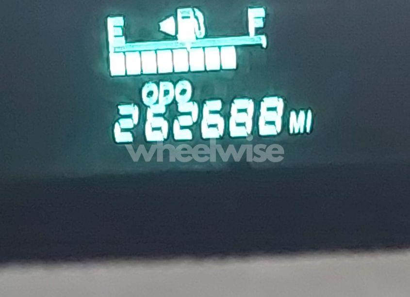 Photo 16 of 2005 Toyota Prius (VIN JTDKB20U453123405)