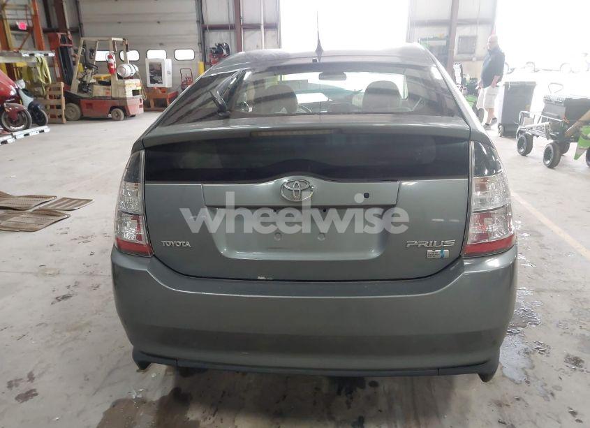 Photo 17 of 2005 Toyota Prius (VIN JTDKB20U453123405)