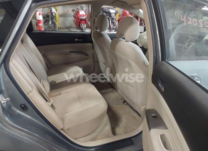 Photo 8 of 2005 Toyota Prius (VIN JTDKB20U453123405)