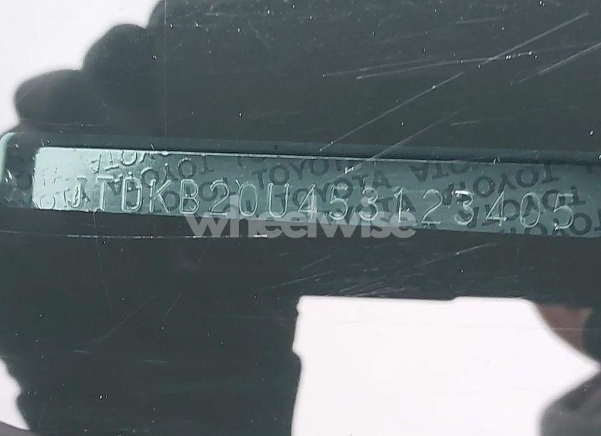 Photo 9 of 2005 Toyota Prius (VIN JTDKB20U453123405)