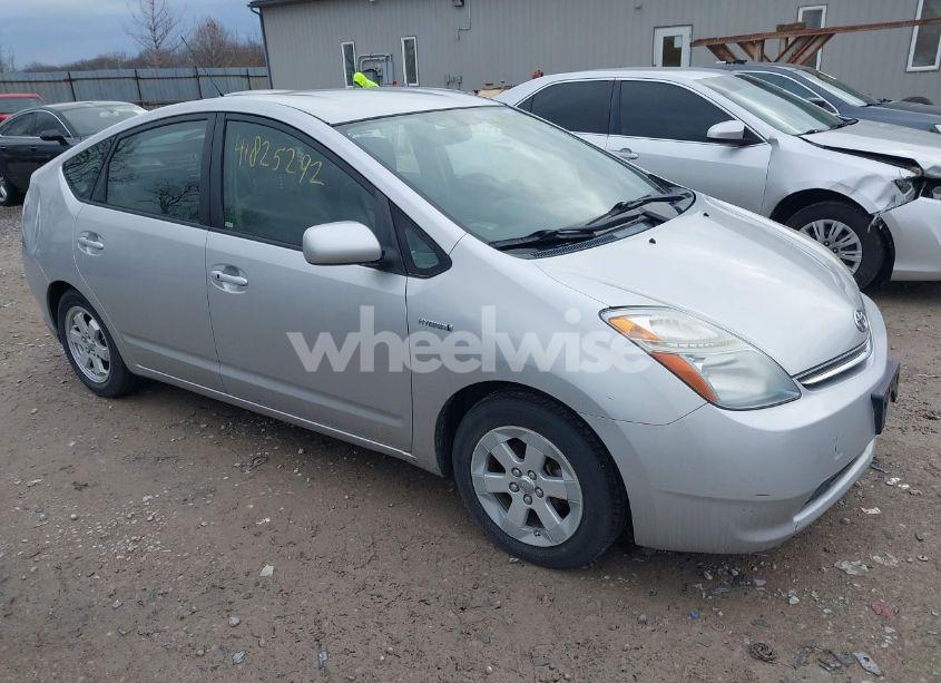 2008 Toyota Prius (VIN JTDKB20U483352106) main photo