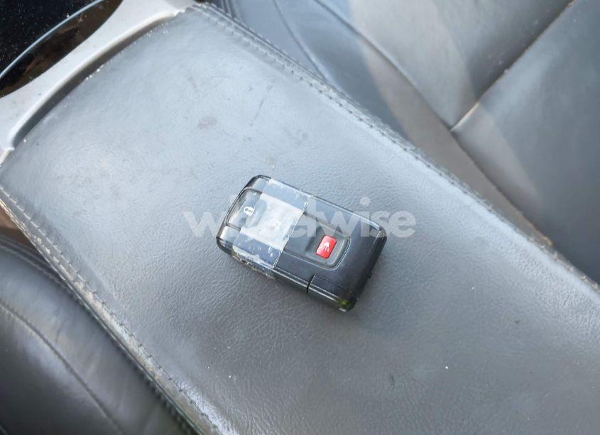 Photo 11 of 2004 Toyota Prius (VIN JTDKB20U540004309)