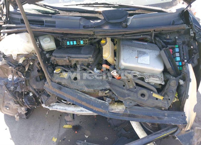 Photo 10 of 2004 Toyota Prius (VIN JTDKB20U540052764)