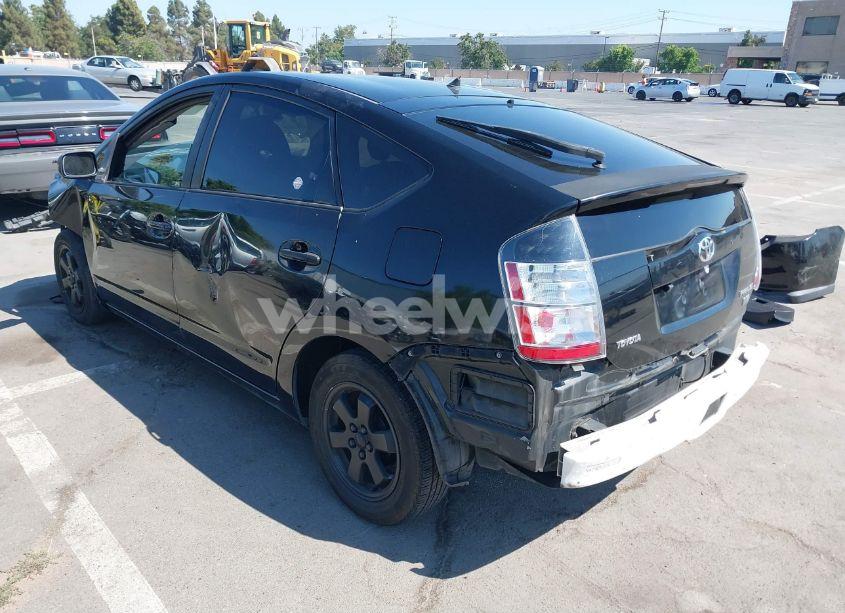 Photo 3 of 2004 Toyota Prius (VIN JTDKB20U540052764)