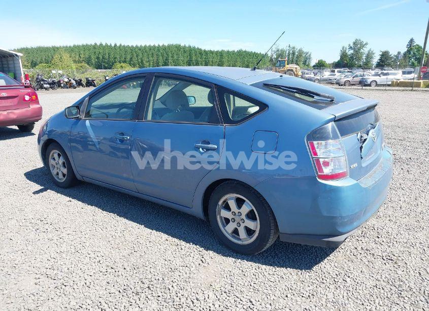 Photo 3 of 2004 Toyota Prius (VIN JTDKB20U540109710)