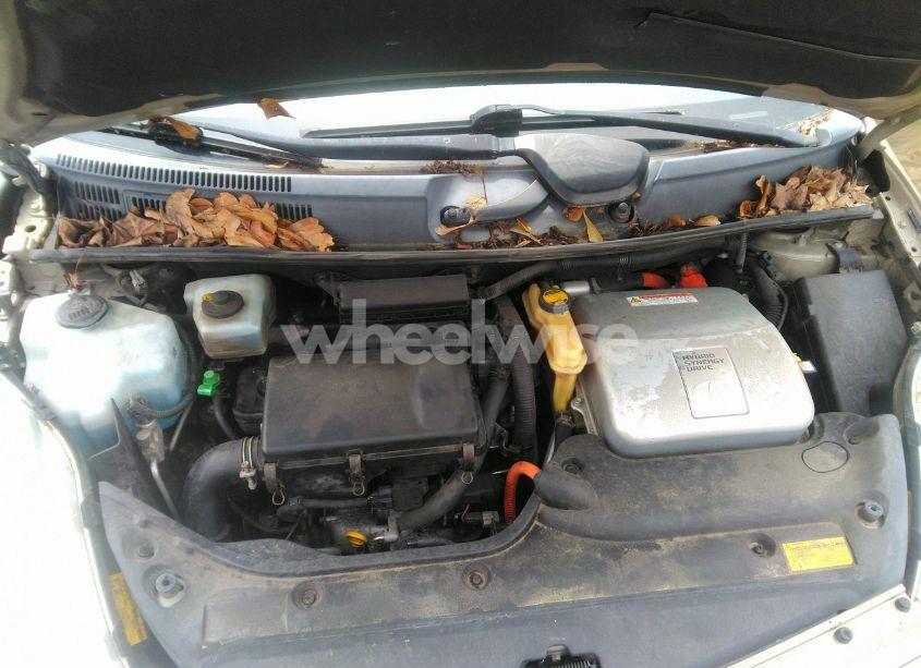 Photo 10 of 2005 Toyota Prius (VIN JTDKB20U550124452)