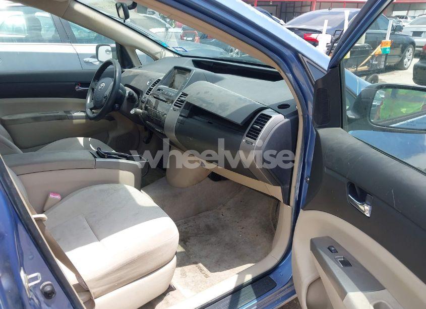 Photo 5 of 2005 Toyota Prius (VIN JTDKB20U553066597)