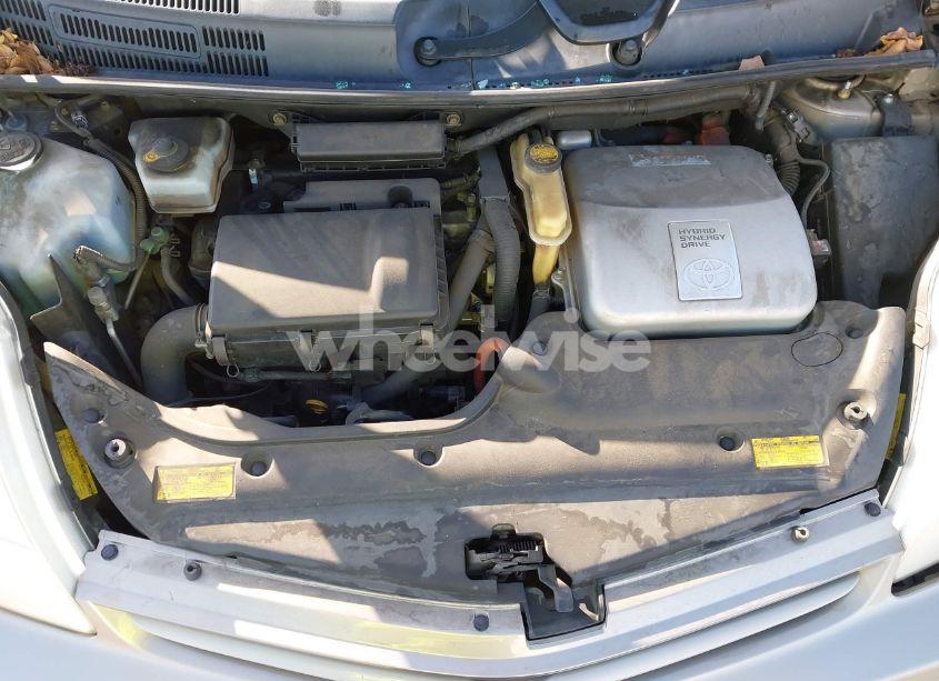 Photo 10 of 2005 Toyota Prius (VIN JTDKB20U553116754)