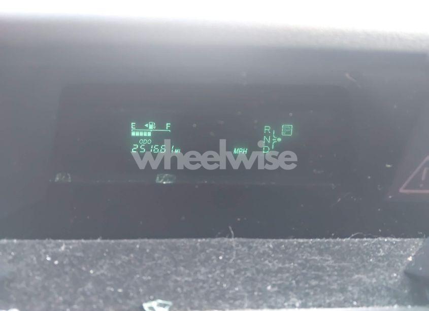 Photo 7 of 2005 Toyota Prius (VIN JTDKB20U553116754)