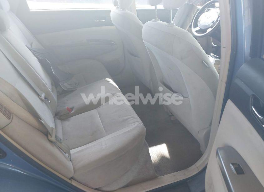 Photo 8 of 2005 Toyota Prius (VIN JTDKB20U557024908)