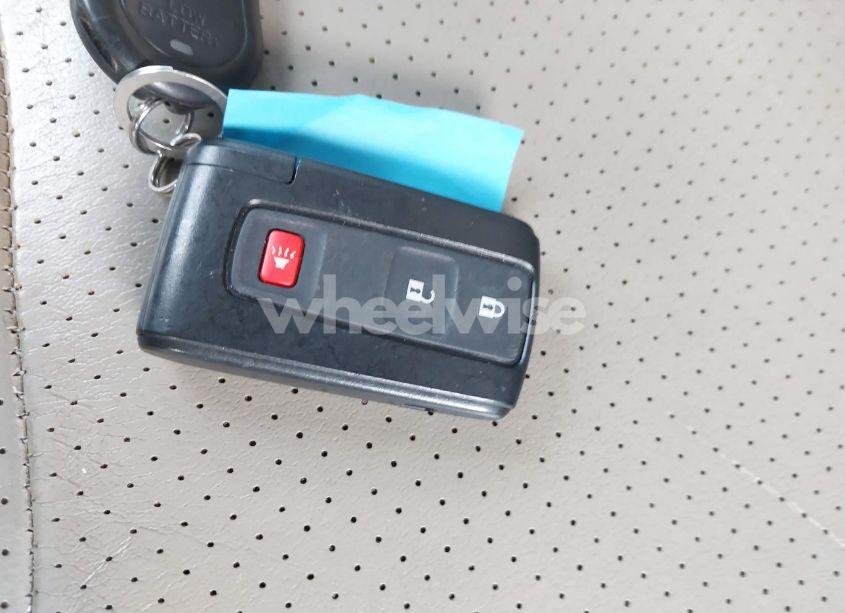 Photo 11 of 2008 Toyota Prius (VIN JTDKB20U583412331)