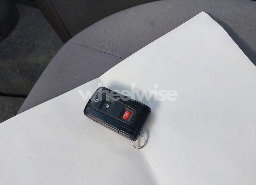 Photo 11 of 2009 Toyota Prius (VIN JTDKB20U593512091)