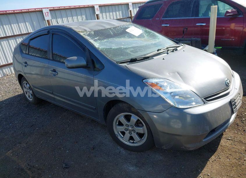 2004 Toyota Prius (VIN JTDKB20U640038596) main photo
