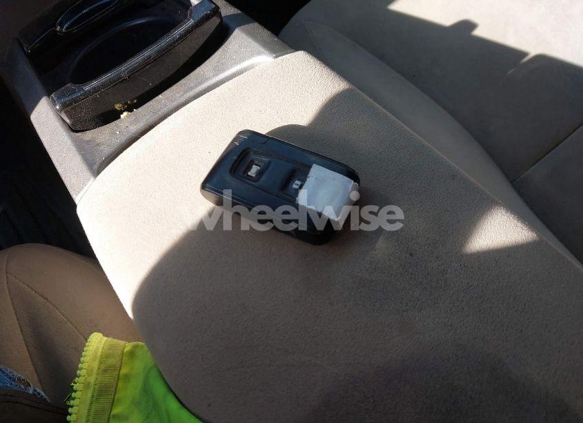 Photo 11 of 2004 Toyota Prius (VIN JTDKB20U640038596)