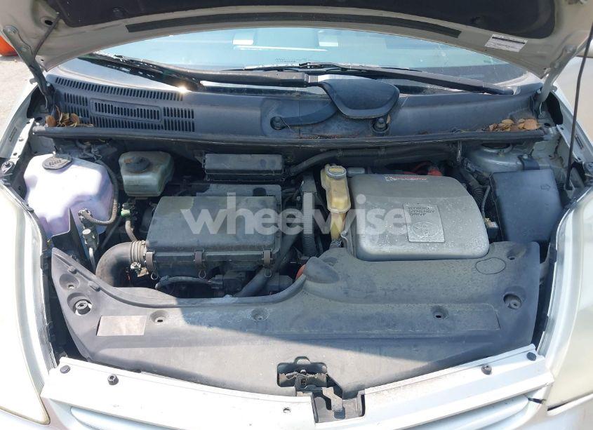 Photo 10 of 2005 Toyota Prius (VIN JTDKB20U653002424)